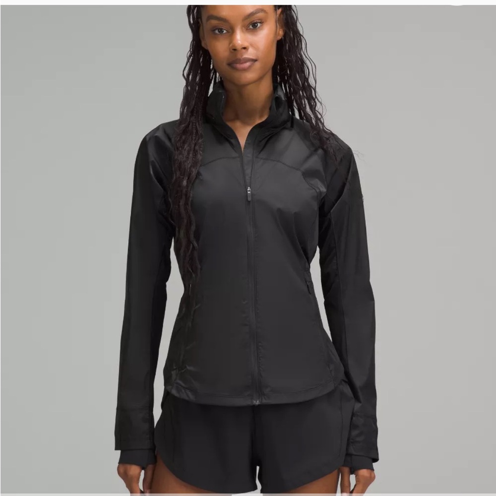 NEW Lululemon Goal Smasher Jacket in Black, Size 8